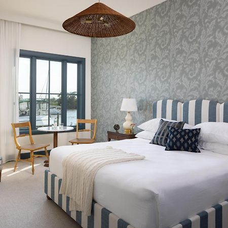 The George Hotel Georgetown Bagian luar foto